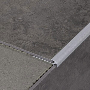 Profilo gradino pavimento SPC puntofloor