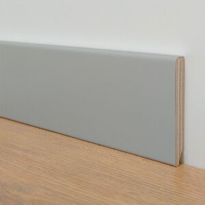 Battiscopa laccato grigio alluminio ral 9006 bordo dritto